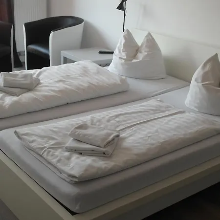 Altes Zollhaus Mescherin Guest house *